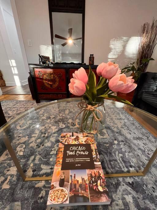 Modern Vintage 2Br Walkable To Dining & Lakefront Lejlighed Chicago Eksteriør billede